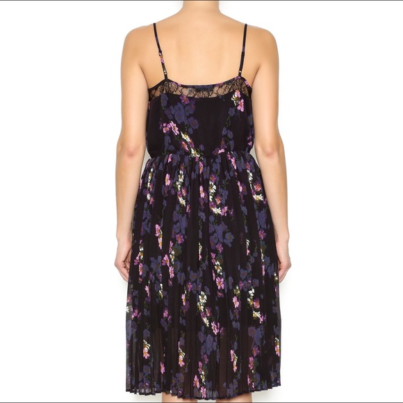 Dex Medium Pleated Lace Floral Adjustable Strap Dress - Picture 2 of 11